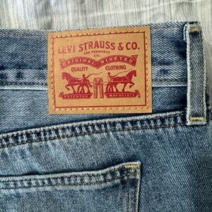 Levi’s Denim Shorts 31 NWOT
